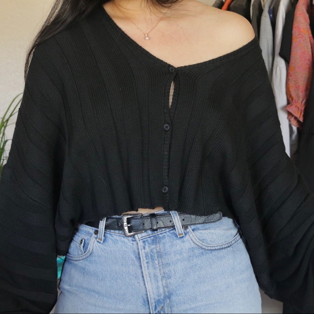 Black oversized sweater